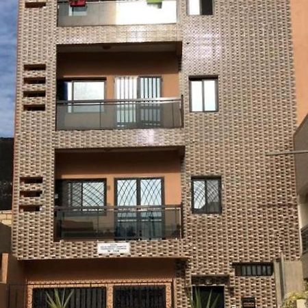 Appartement Spacieux Chez Keur Matou - F2 Дакар Экстерьер фото