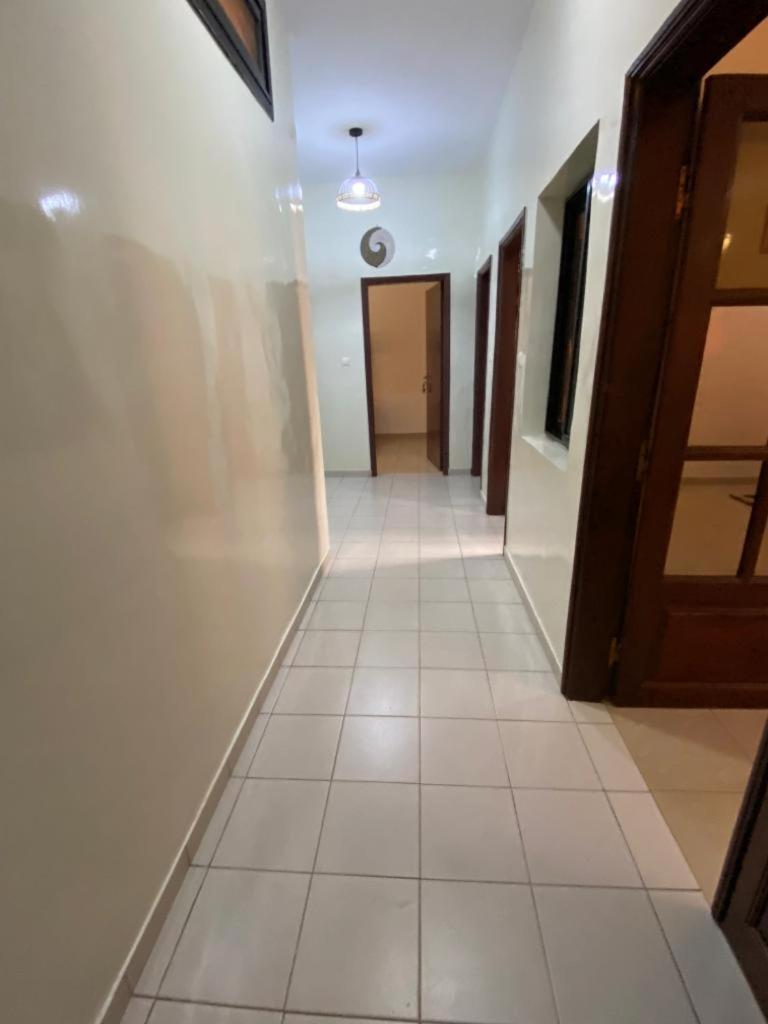 Appartement Spacieux Chez Keur Matou - F2 Дакар Экстерьер фото