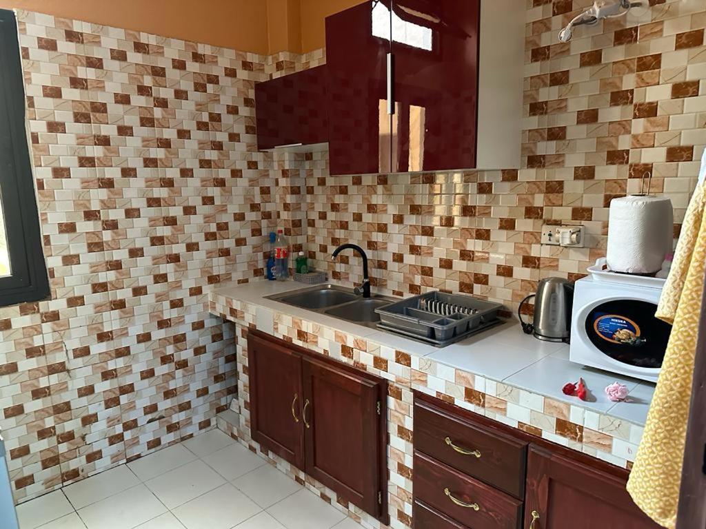 Appartement Spacieux Chez Keur Matou - F2 Дакар Экстерьер фото