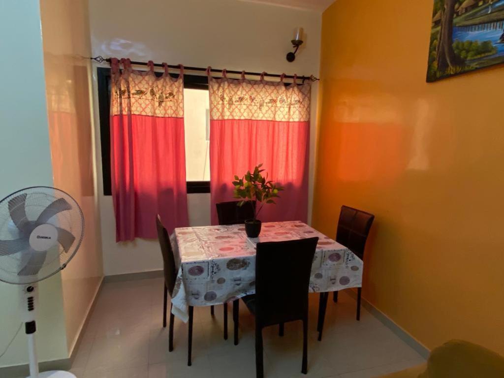 Appartement Spacieux Chez Keur Matou - F2 Дакар Экстерьер фото
